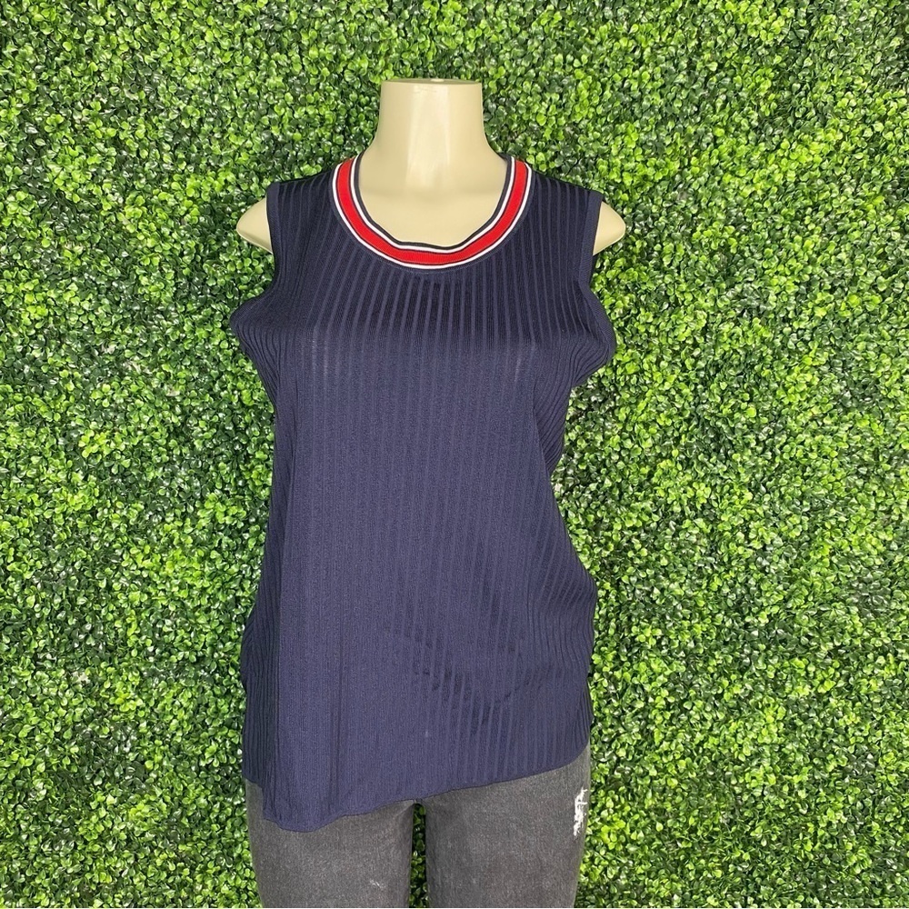Exclusivly‎ Misook tank